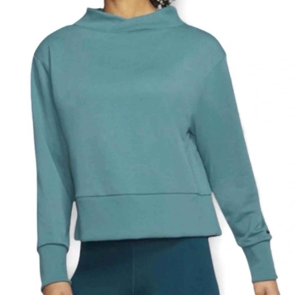NIKE Dri-FIT Get Fit Stand Cowl Neck Pullover Sweatshirt Size M